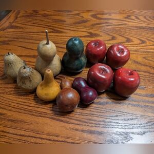 FAKE FRUIT 11 PCS GOURDS ARE DRIED APPLES ARE HEAVY NICE CONDITION